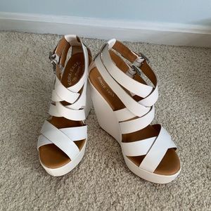 Kork-ease Hailey white wedge sandals, size 7